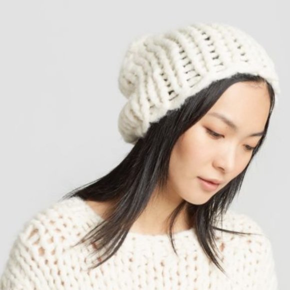 Eileen Fisher Renew Handknit Peruvian Alpaca Hat - Picture 2 of 7